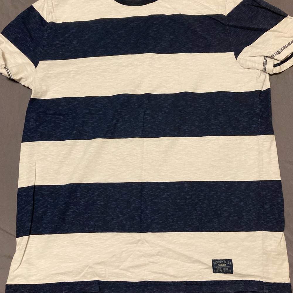 Express T-Shirt Bundle - image 6